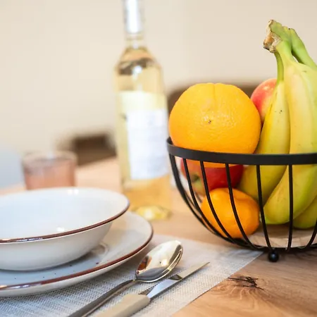 Casa Smeralda Apartment *